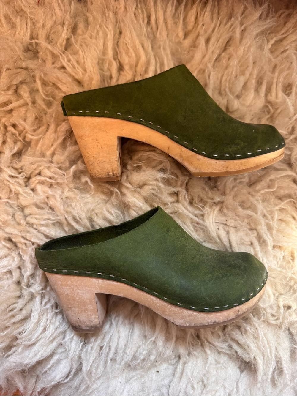 Bryr Olive Green Suede Wood-Platform Clogs